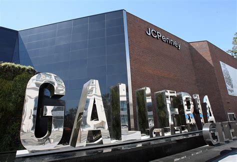 glendale galleria directory